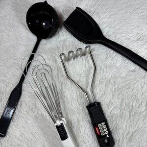 Vintage 4pc Kitchen Tools Set - Potato Masher Scoop Strain Grip n Flip Wisk Flip
